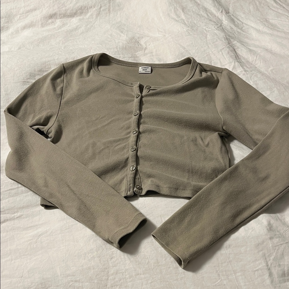 Sunday Best Cropped Button-Up Long Sleeve Top